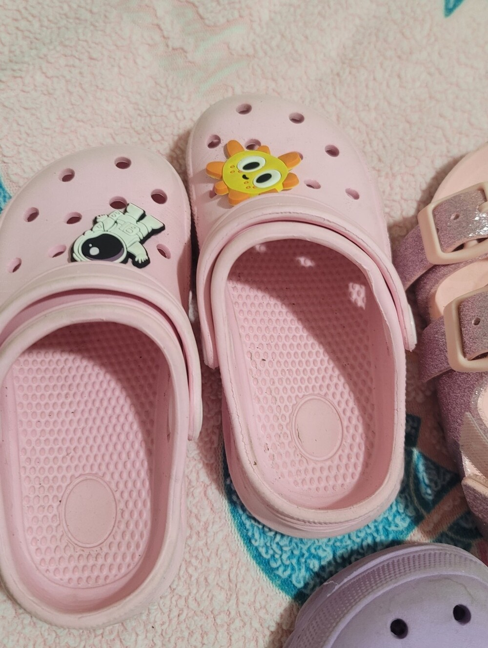 Four Set Kids Pink and Lavender Slip-On Clogs & Sandals Set Size 7 - Picture 4 of 6